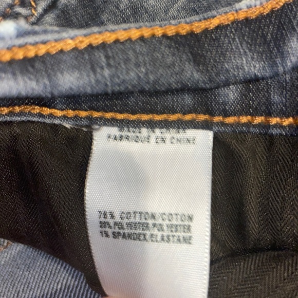 Lucky brand women’s jeans- 6/28 boot cut - Picture 4 of 6